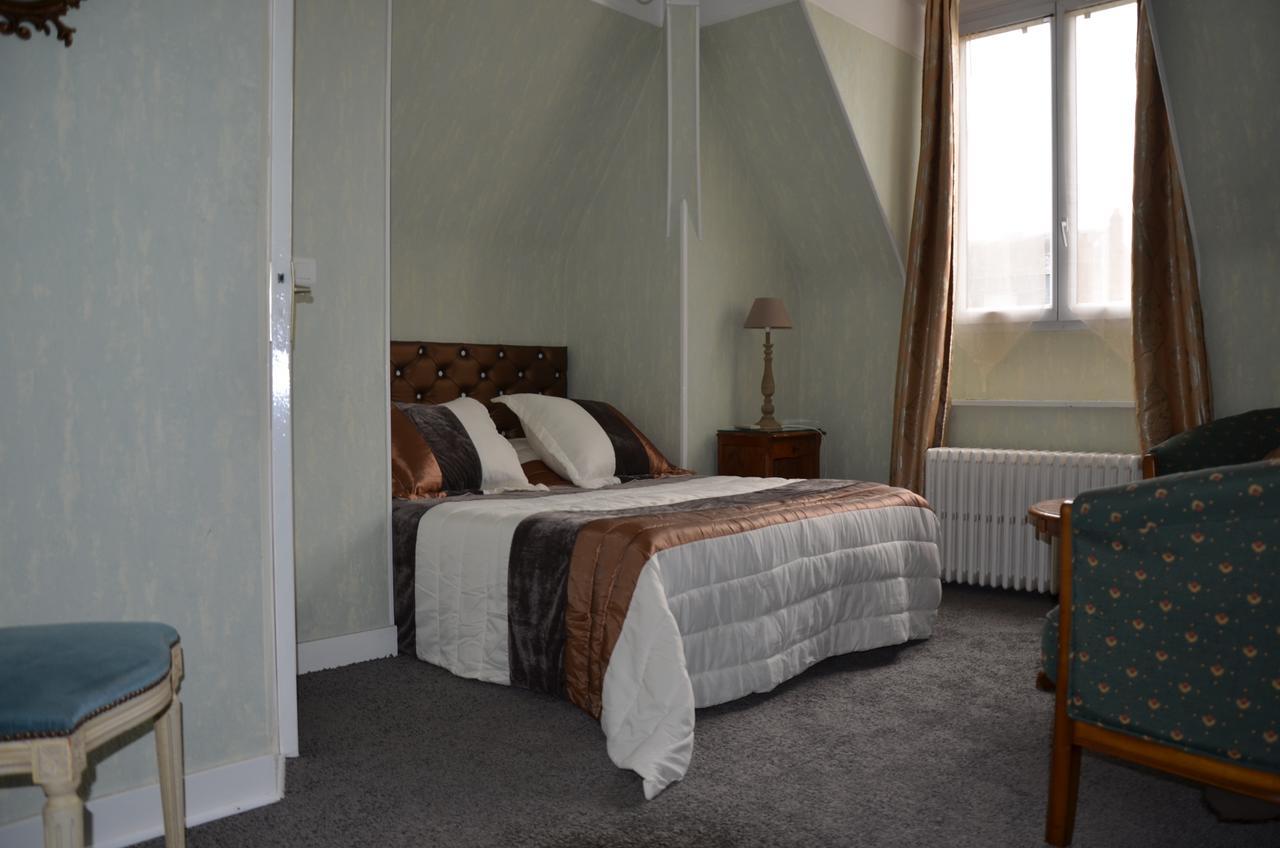 Hostellerie Du Grand Sully Bagian luar foto