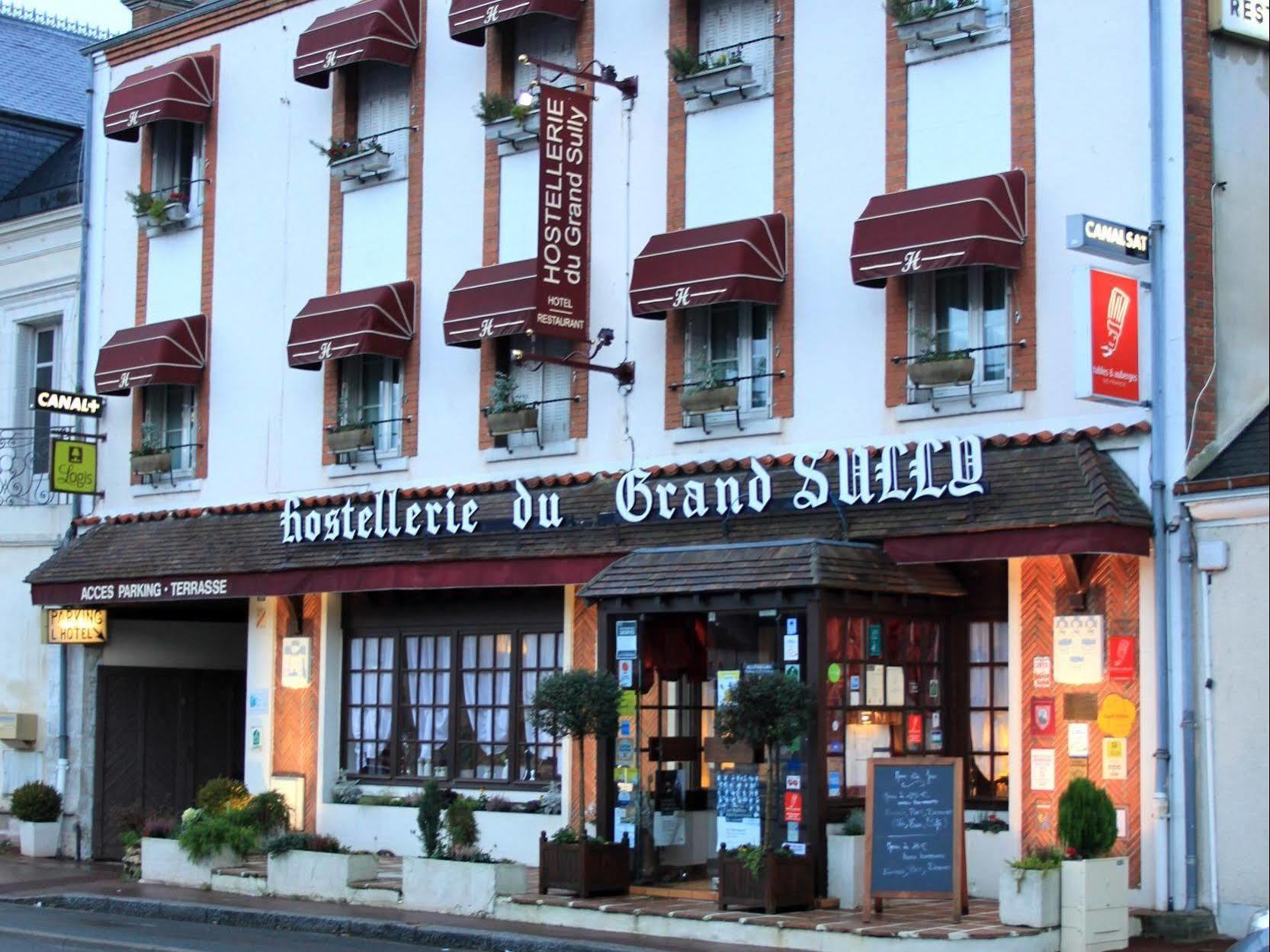 Hostellerie Du Grand Sully Bagian luar foto
